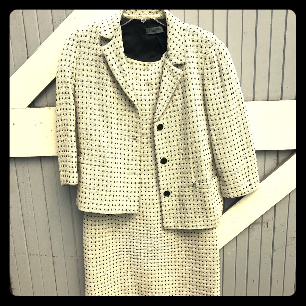 Vintage Italian Dress Suit, super flattering